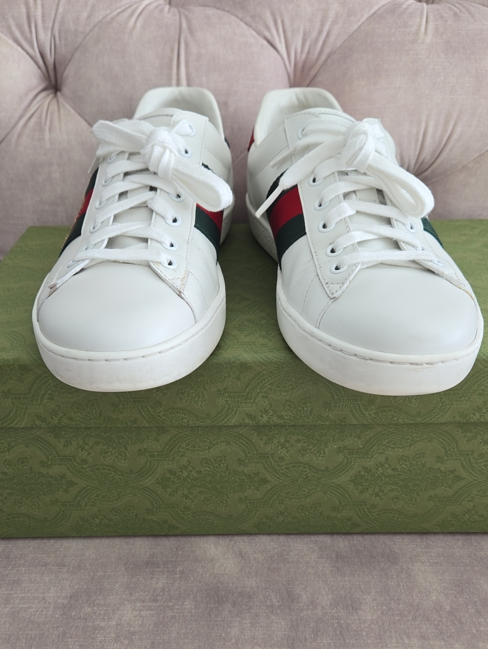 Gucci "New Ace Bee Embroidered" White Sneakers, Size 8.5 - Picture 6 of 13